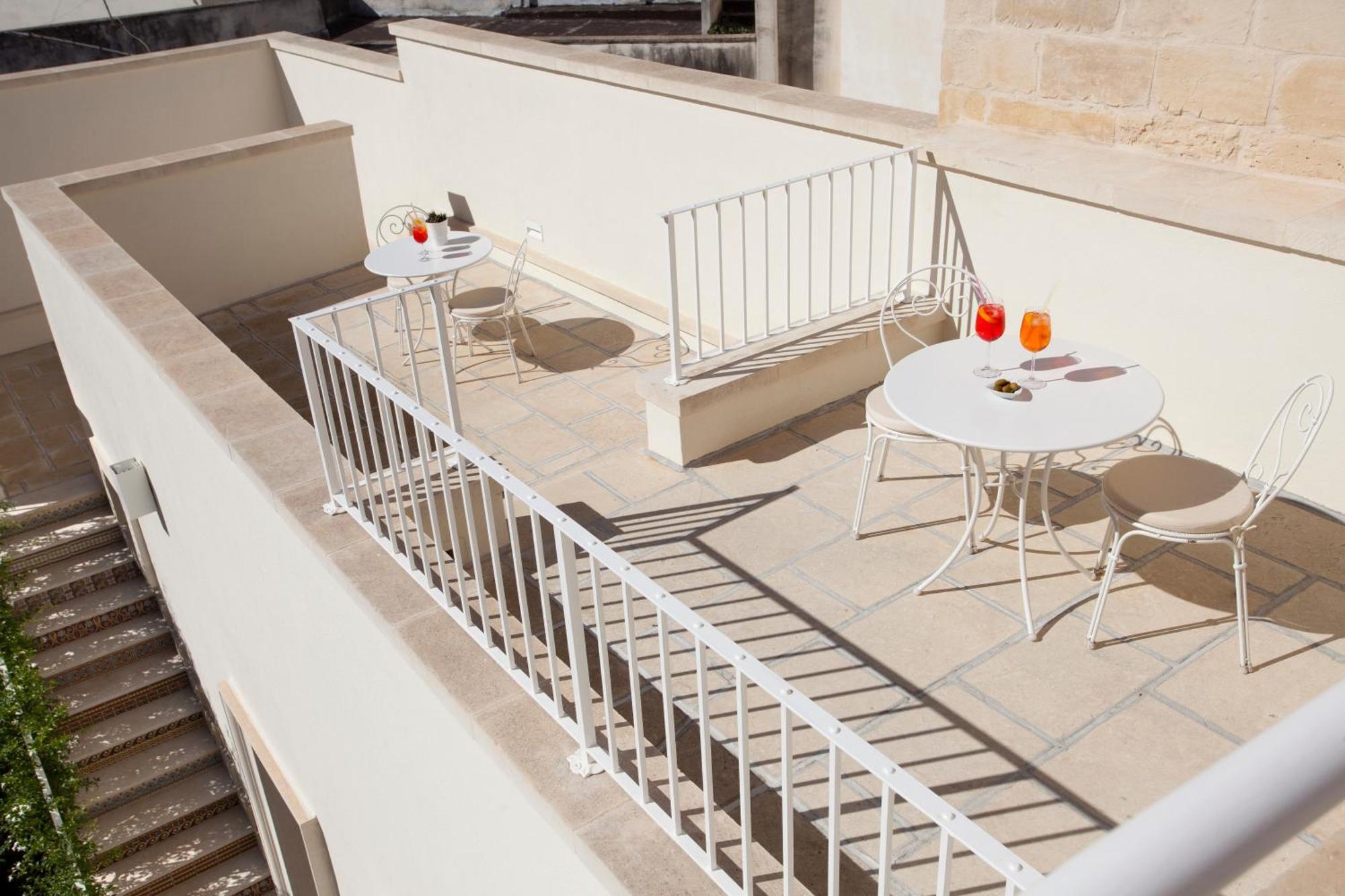 Mantatelure Bed and Breakfast Lecce Exteriör bild