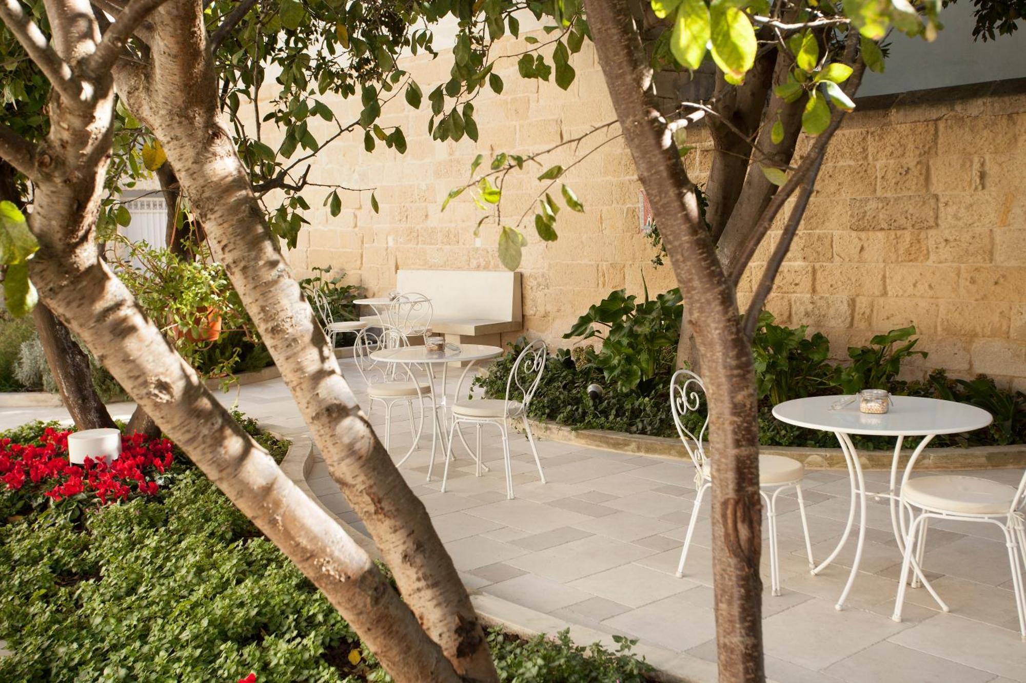 Mantatelure Bed and Breakfast Lecce Exteriör bild
