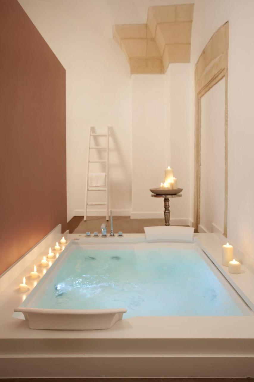 Mantatelure Bed and Breakfast Lecce Exteriör bild